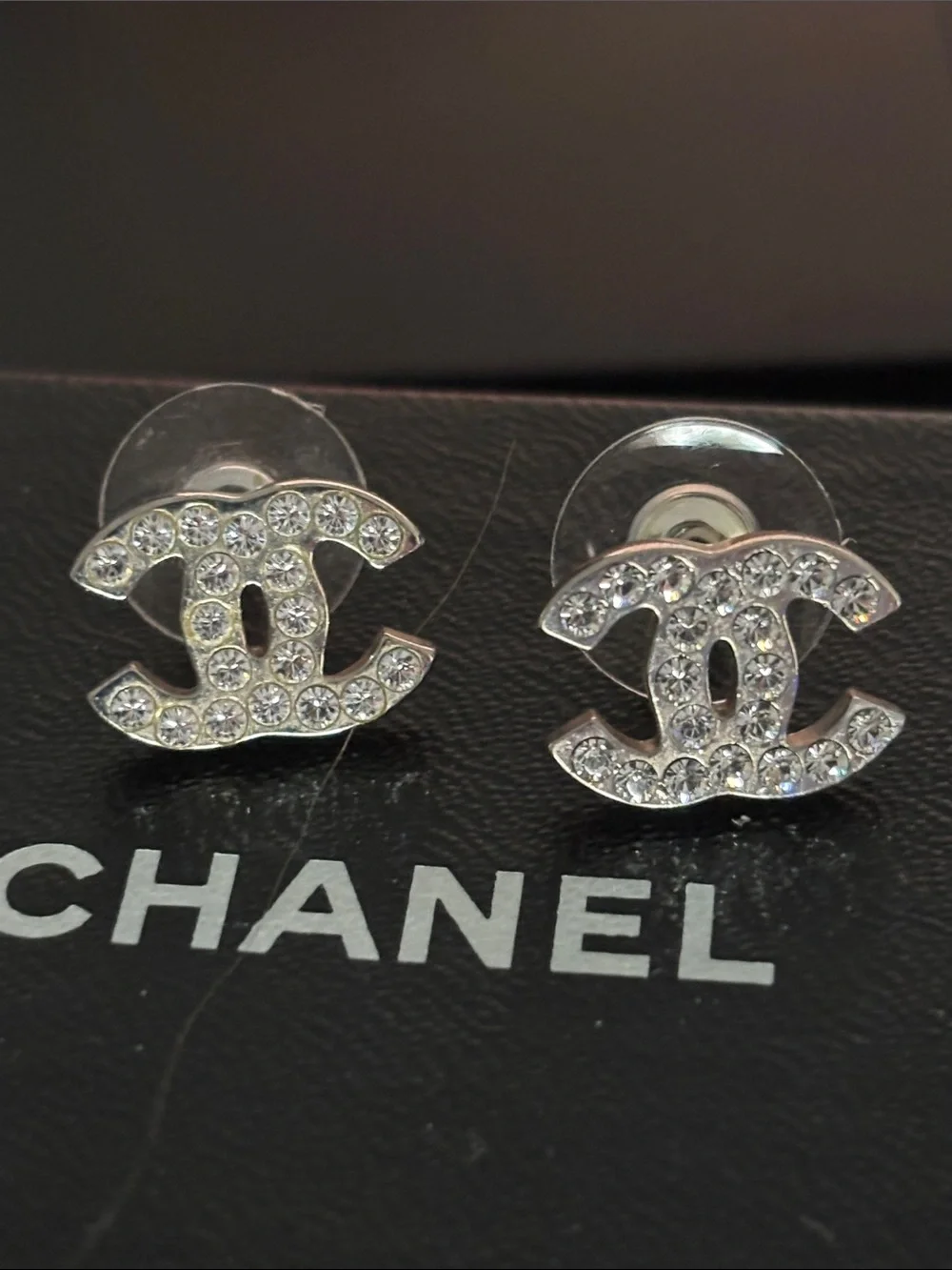 CHANEL Crystal CC Logo Stud Earrings - Clear / Silver